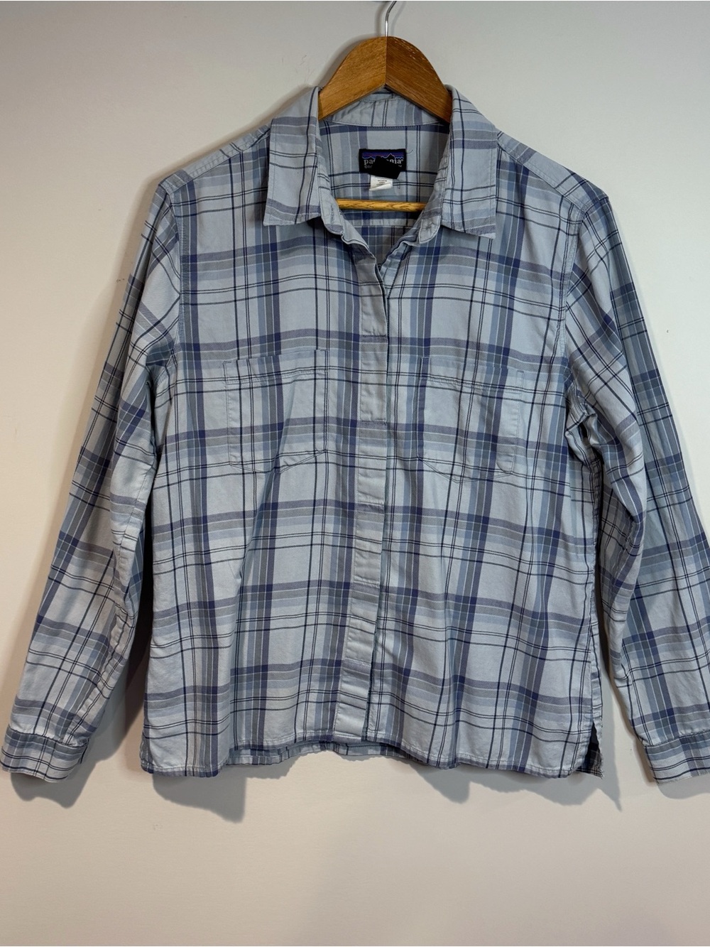 Patagonia Vintage 90s Blue & Grey Plaid Button Up Cotton Shirt Made Portugal L
